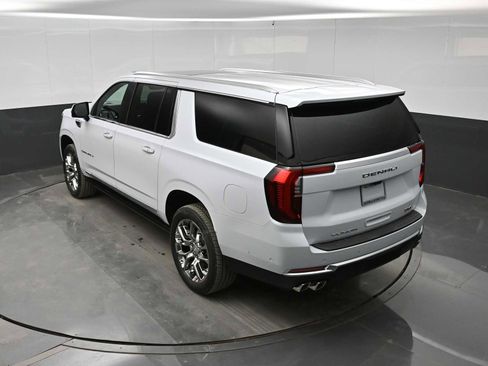 New 2026 GMC Yukon XL Denali w/ Denali Reserve Package AWD/4WD image 29
