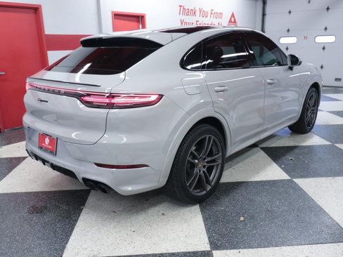 Used 2021 Porsche Cayenne Coupe AWD/4WD image 7