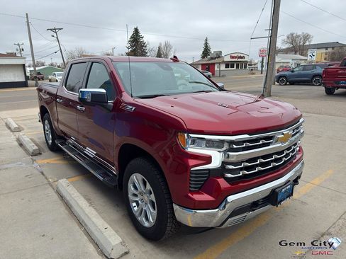 Used 2024 Chevrolet Silverado 1500 LTZ w/ LTZ Premium Package AWD/4WD image 4
