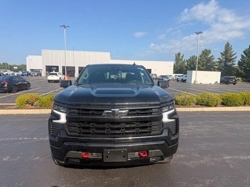Used 2024 Chevrolet Silverado 1500 RST w/ Redline Edition AWD/4WD image 3