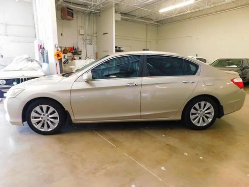 Used 2014 Honda Accord EX-L image 7