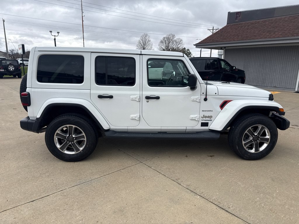 Used 2019 Jeep Wrangler Unlimited Sahara w/ Dual Top Group AWD/4WD image 6