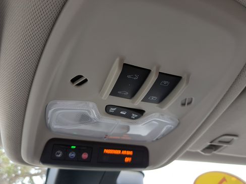 Certified 2021 Buick Encore GX Select w/ Experience Buick Package image 18