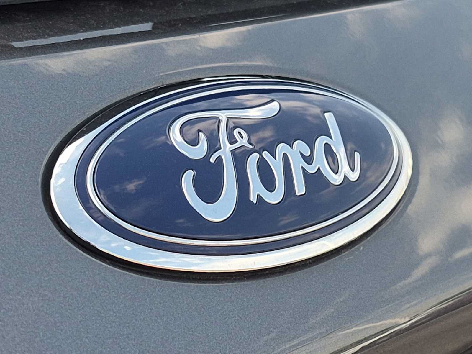 Used 2025 Ford Explorer Active AWD/4WD image 13