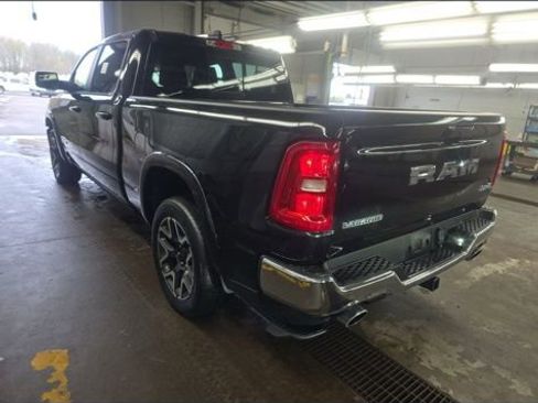 Used 2025 RAM 1500 Laramie AWD/4WD image 6