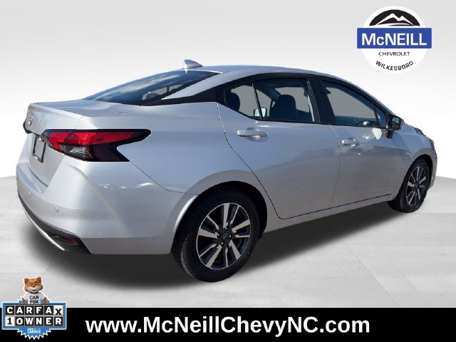 Used 2025 Nissan Versa SV FWD image 8