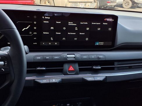 New 2025 Kia K4 EX image 8