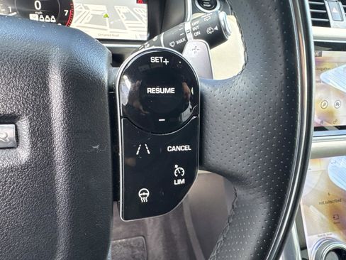 Used 2022 Land Rover Range Rover Sport HSE Dynamic image 30