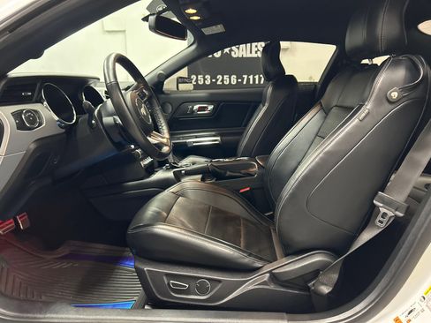 Used 2015 Ford Mustang GT Premium w/ Equipment Group 401A RWD image 8