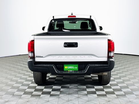 Used 2023 Toyota Tacoma SR image 8