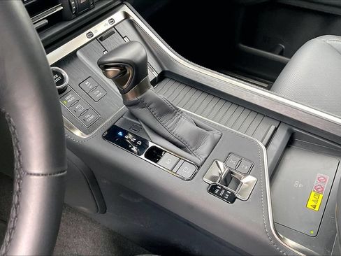 Used 2026 Lexus GX 550 AWD/4WD image 17