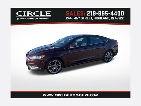 Used 2017 Ford Fusion SE w/ Equipment Group 201A image 1