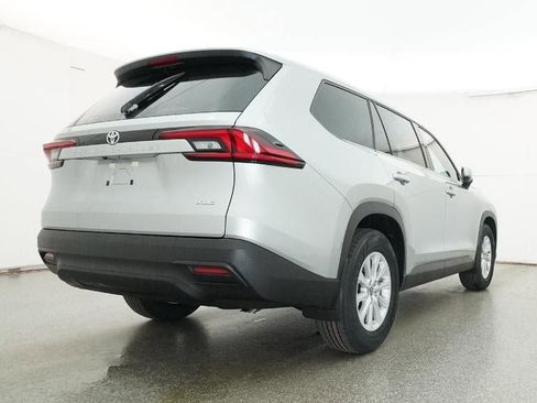 New 2026 Toyota Grand Highlander XLE image 24