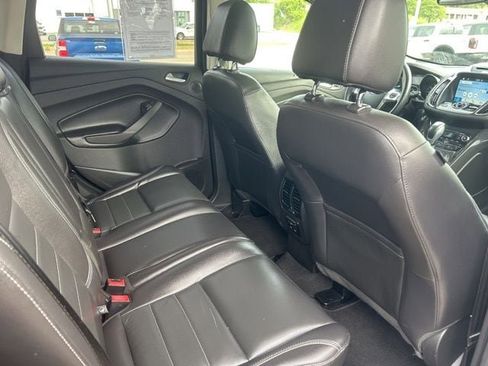 Used 2016 Ford Escape Titanium w/ Equipment Group 301A AWD/4WD image 13