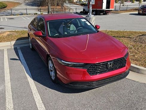 Used 2023 Honda Accord LX image 12