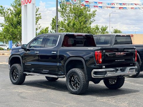 Used 2019 GMC Sierra 1500 SLT w/ SLT Premium Plus Package AWD/4WD image 37
