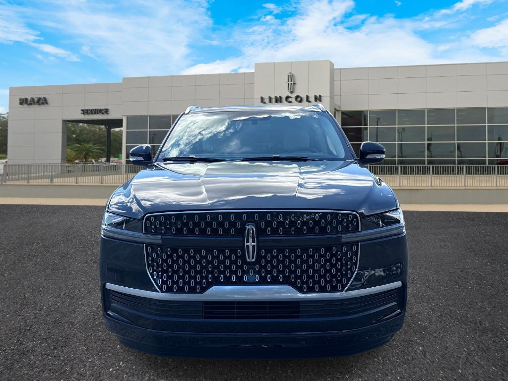 New 2027 Lincoln Navigator Reserve AWD/4WD image 8