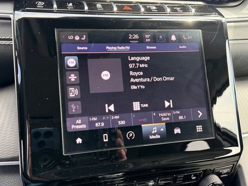 Certified 2023 Jeep Grand Cherokee Laredo w/ Luxury Tech Group I AWD/4WD image 18