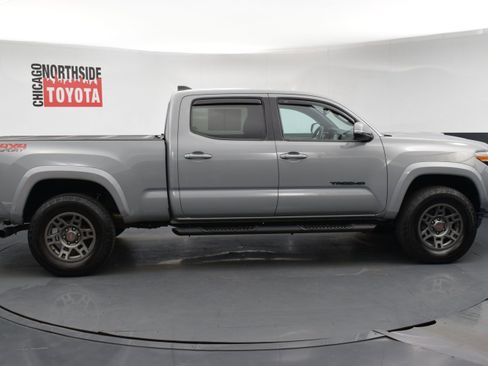 Used 2021 Toyota Tacoma TRD Sport w/ Technology Package AWD/4WD image 5