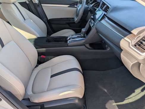 Used 2019 Honda Civic EX image 26