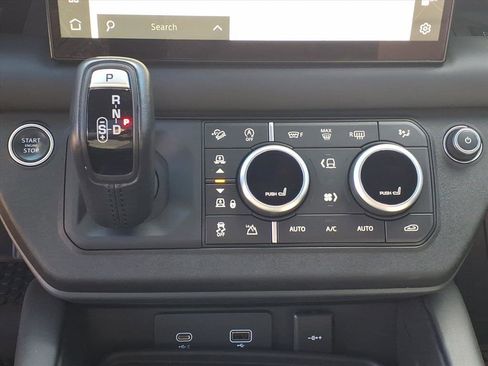 Certified 2023 Land Rover Defender 110 X-Dynamic SE image 13