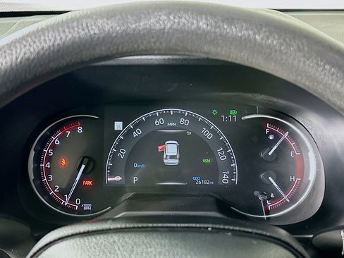 Used 2025 Toyota RAV4 XLE w/ Convenience Package FWD image 19