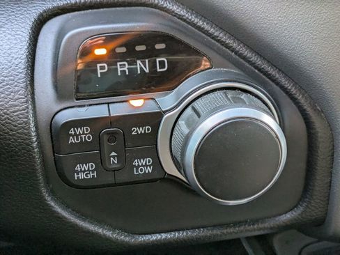 Used 2019 RAM 1500 Big Horn image 25