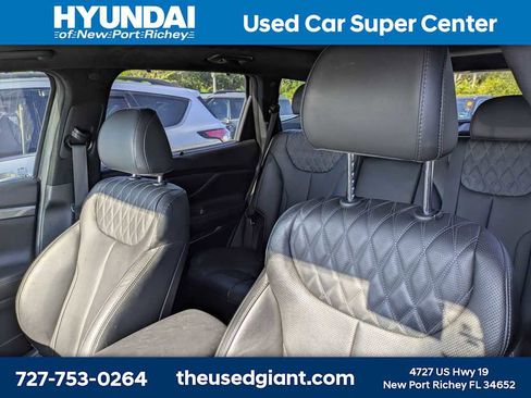 Used 2023 Hyundai Santa Fe Calligraphy AWD/4WD image 3