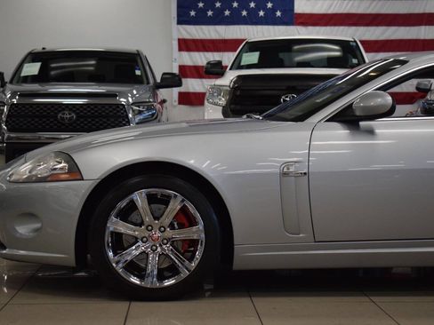 Used 2007 Jaguar XK XK 2dr Coupe image 15