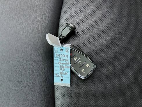 Used 2024 Chevrolet Malibu LT FWD image 28