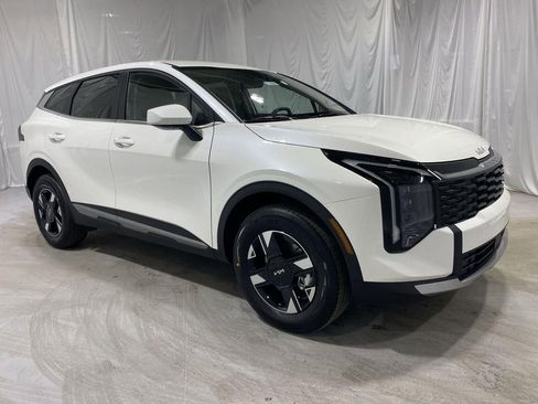 New 2026 Kia Sportage LX AWD/4WD image 2