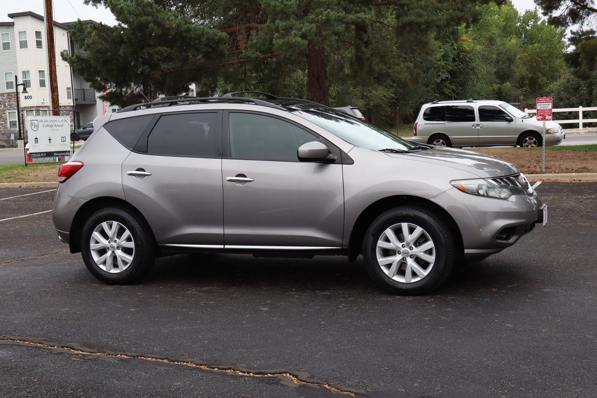Used 2012 Nissan Murano SL AWD/4WD image 2