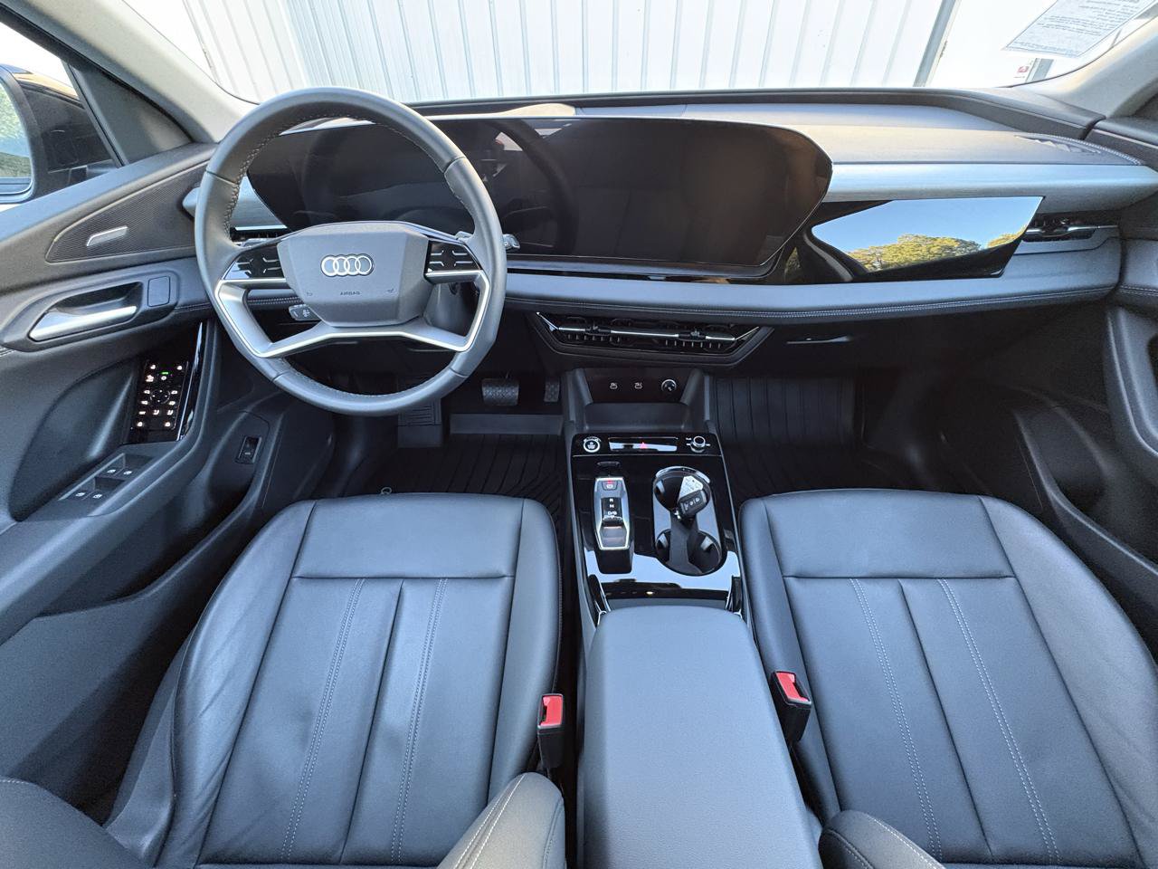 Used 2025 Audi Q6 e-tron Premium Plus w/ Premium Plus AWD/4WD image 19