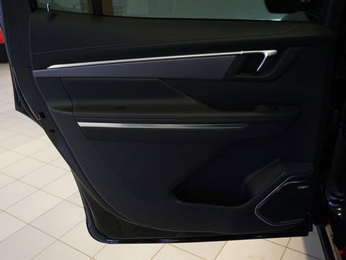 Used 2025 Buick Enclave Sport Touring w/ Power Package image 28