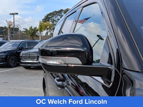 Certified 2025 Lincoln Navigator Black Label AWD/4WD image 14