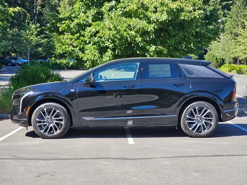 New 2026 Cadillac Optiq Sport 1 AWD/4WD image 2