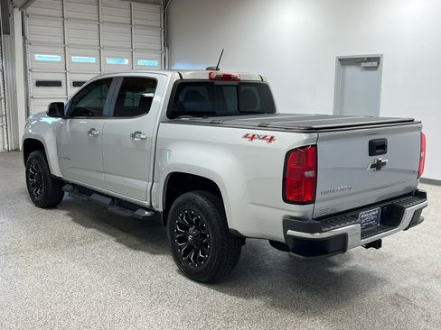 Used 2019 Chevrolet Colorado LT w/ Luxury Package, Chrome image 2