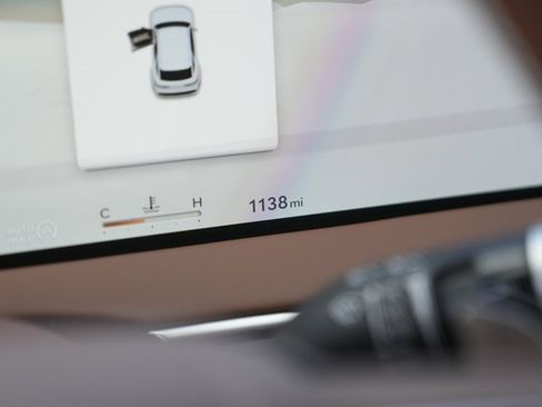 Used 2026 Genesis GV70 2.5T Advanced image 26