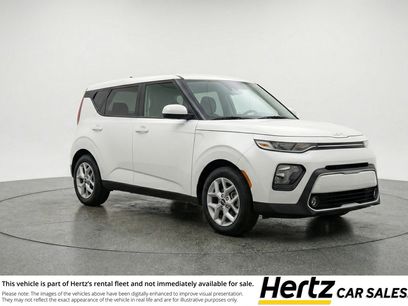 Used 2025 Kia Soul LX w/ LX Technology Package