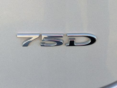 Used 2018 Tesla Model X 75D AWD/4WD image 27