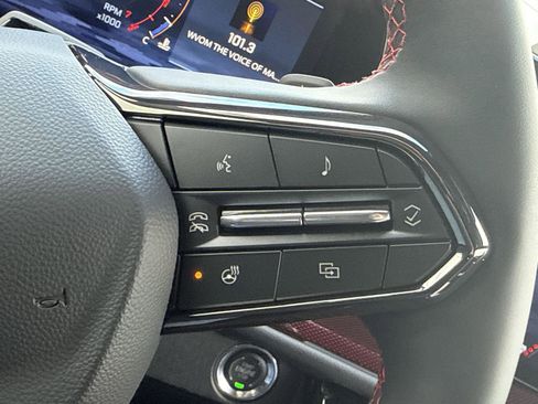 New 2026 Chevrolet Traverse RS w/ LPO, Floor Liner Package image 19