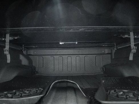 Used 2021 Jeep Gladiator Overland w/ Popular Equipment Package image 9