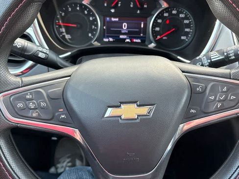 Used 2023 Chevrolet Equinox LS w/ LS Convenience Package FWD image 9