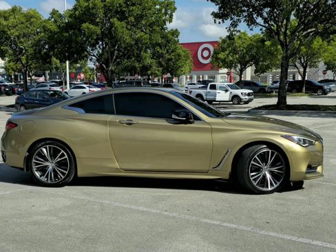 Used 2018 INFINITI Q60 2.0t w/ Cargo Package RWD image 4