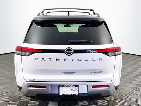 New 2025 Nissan Pathfinder Platinum image 6