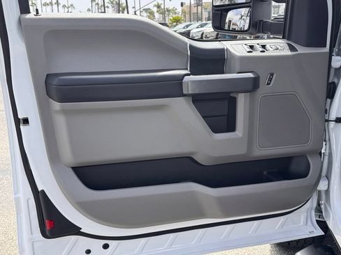 Certified 2022 Ford F250 XLT AWD/4WD image 15