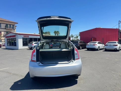 Used 2015 Toyota Prius Two FWD image 7