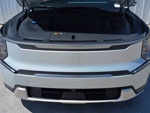 Used 2024 Kia EV9 Light Long Range image 7