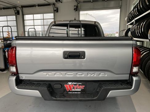 Used 2020 Toyota Tacoma SR image 7