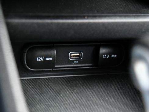 Used 2023 Kia Forte LXS image 21